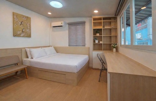 Da Kao House | Feels Like Home - Kitchen, Balcony, Sofabed - D1 Food Alley