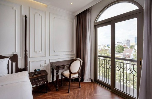 Thu Dau Mot Hotel | Feliz Executive Stay - Thu Dau Mot