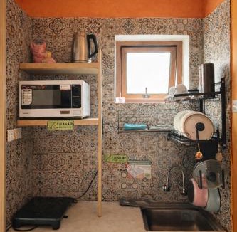 Hoan Kiem Hotel | FEMALE DORM - 3 mins to Train street - Top Floor Hostel - Big bed