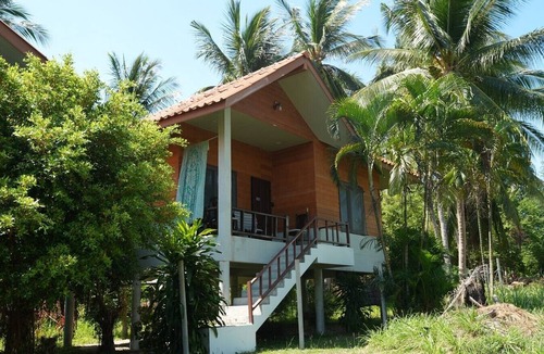 Thong Sala House | Fikret 300m to Beach | Quiet Forest | Fast WiFi