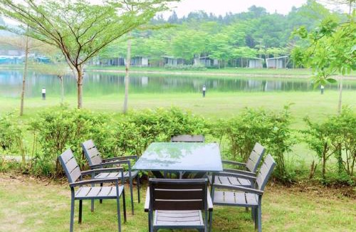 Ngoc Quang Villa | FLAMIGO ĐẠI LẢI RESORT - Villa View Hồ