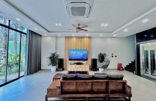 Hoang Hoa Apartment | Flamingo Hải Tiến - 5 sao