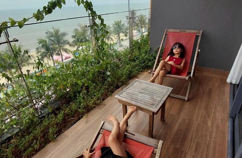 Hoang Hoa Apartment | Flamingo Hải Tiến - Căn góc 2 Phòng - View 2 mặt biển