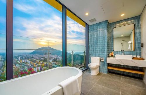 Hoang Hoa Apartment | Flamingo Hải Tiến Sea View Condotel