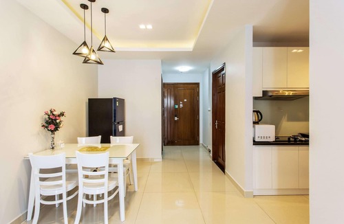 Tan Binh House | FU2DAY★2BR/4B/HCMC/Gym/Pool/Shop/Near airport