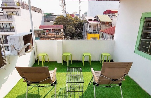 Hang Dao Apartment | Fun 1BR w/Games, Budget Stay in Hanoi Old Quarter, Max 4, Locker, Free Wash