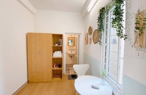Hang Dao Apartment | Fun 1BR w/Games, Budget Stay in Hanoi Old Quarter, Max 4, Locker, Free Wash