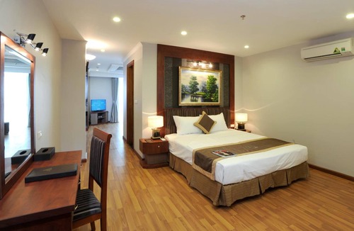 Hai Ba Trung Hotel | Gallant Hotel