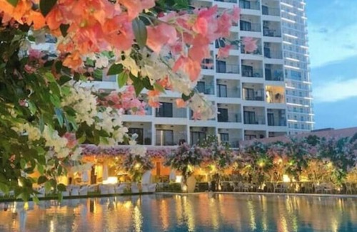 Tran Phu Beach Apartment | GOLD COAST 4 Bedrooms Ocean View