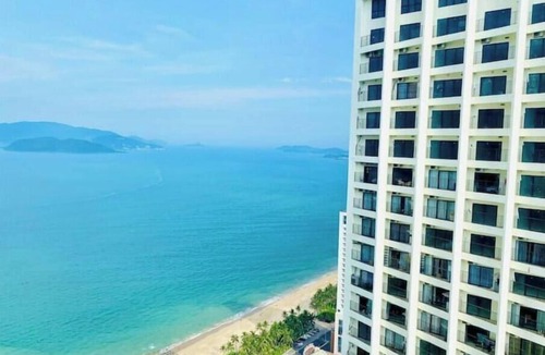 Tran Phu Beach Apartment | GOLD COAST 4 Bedrooms Ocean View