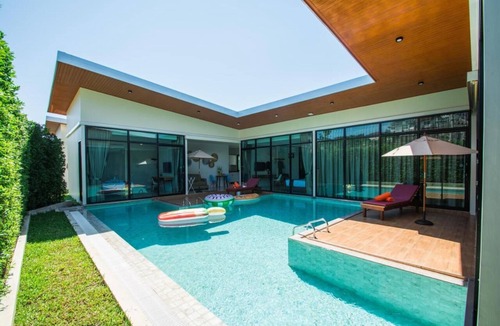 Wichit Villa | Goodnight Phuket Villa