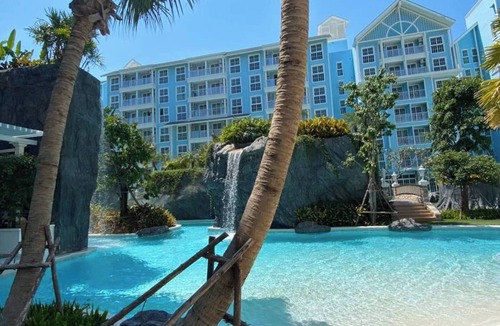 Na Chom Thian Condo | Grand Florida Beachfront Pattaya, beach & seaview