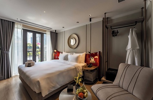 Downtown Ho Chi Minh City Hotel | GRAND HOTEL du LAC Boutique Saigon