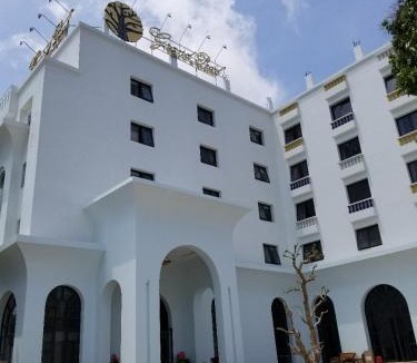 Minh Chau Hotel | Grand Pearl Minh Chau - Quan Lan
