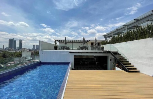 Hipodromo Apartment | Great location, pool, rooftop, gym, 24/7 security