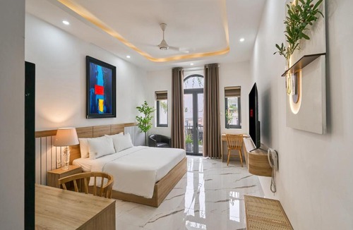 Phuong 15 Hotel | Green Riverside Hotel & Apartment by Urban B