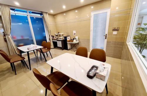 Phu My Hung Hotel | GreenStay Hotel & Apartment