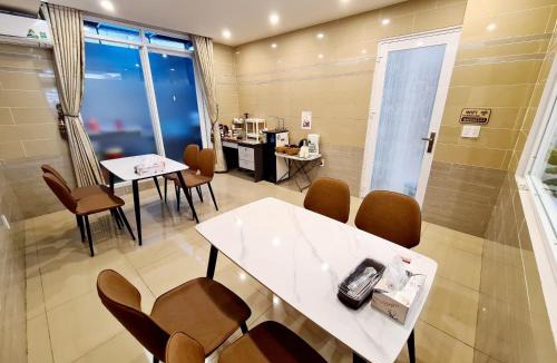 Phu My Hung Hotel | GreenStay Hotel & Apartment