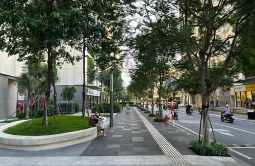 District 10 Apartment | Hà Đô Centrosa - Luxury Central Point