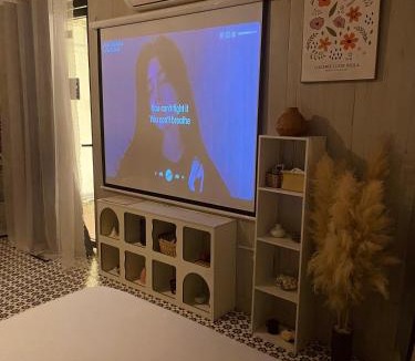 Binh Thanh Hotel | Hómeur Homestay - Amour Room
