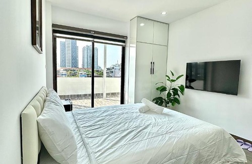Lang Ha Apartment | Hanoi Iris Homestay - Manage by The Vesta