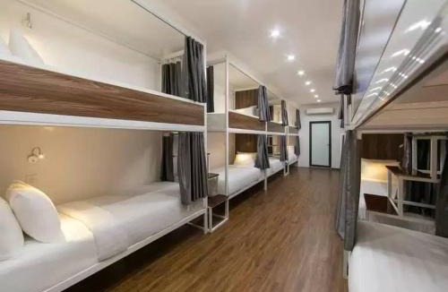 Hoan Kiem Hostel | Hanoi Train Street Hostel