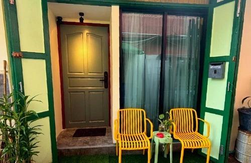 Talat Yot Apartment | Hansa Heritage home in Khaosan