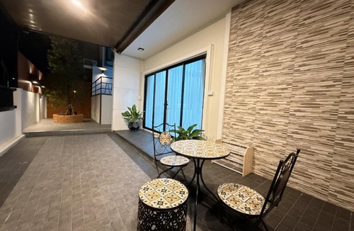 Khlong Hae Villa | Happy Hours Pool Villa