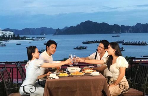 Ha Long Villa | Haradise Suite Villa & Homestay Ha Long