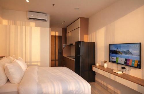 Tan Qui Dong Apartment | HCMC Prestige Apartment - Free Resort Pool & Elite Gym