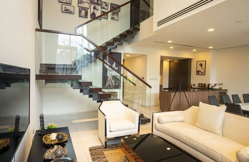Phuong 6 Apartment | HCMC VIP DUPLEX - Serenity Sky Villas - best location