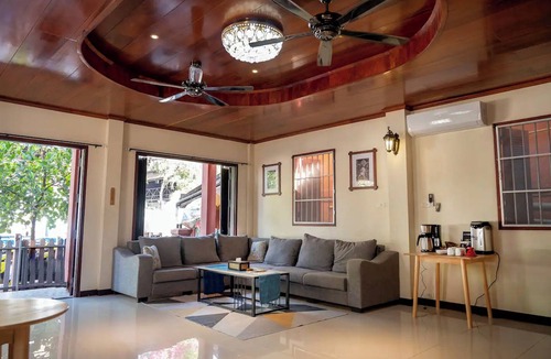 Luang Prabang House | Heart of Historical Area; walk shops, night market