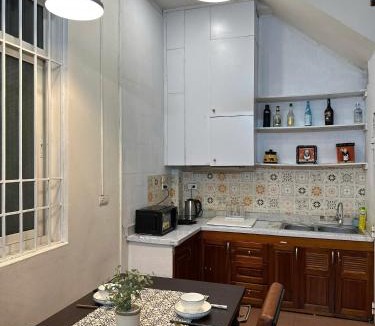 Hang Bai House | Heart Of Hoan Kiem RARE 4BR large cozy private house center max 14pax