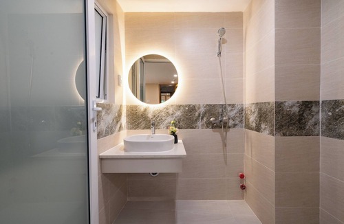 Phuong 8 Hotel | HemTouch House - Nguyen Van Mai
