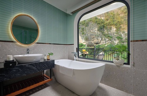 Hoa Lu Hotel | Heritage Charm Hotel Trang An