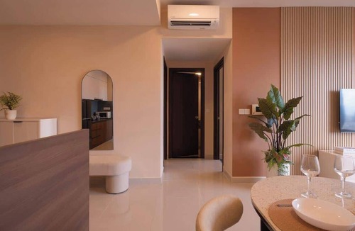 Bach Dang Riverside Apartment | High-Rise 2BR+1BA | CityView, 2 min BuiVien, D1