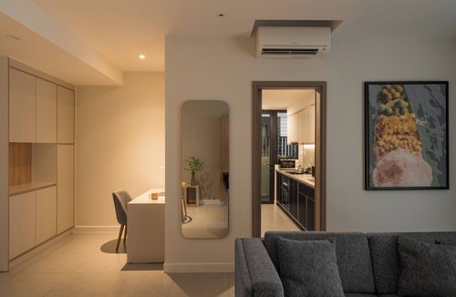 District 1 Condo | Highend 2bedroom Condo in Zenity District 1 with Pool/Gym/Bathtub