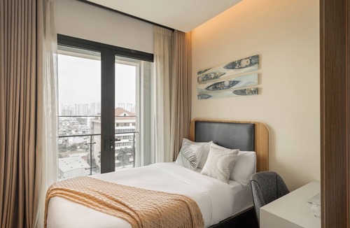 District 1 Condo | Highend 2bedroom Condo in Zenity District 1 with Pool/Gym/Bathtub