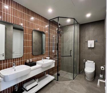 An Thoi Apartment | Hillside Luxury Apartments by CASEPIA