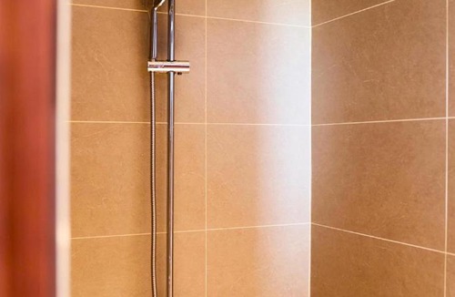 Hue City Centre Hotel | HOA GIO Boutique stay