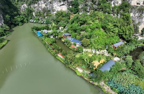 Hoa Lu Cabin | Hoang Minh Mountainside Villa