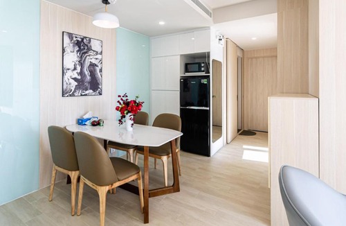Tran Phu Beach Apartment | HOLI Gold Coast Nha Trang