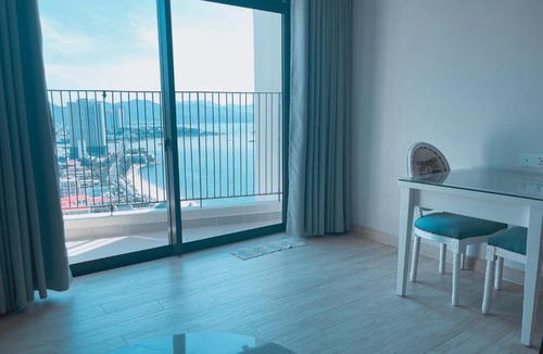 Tran Phu Beach Apartment | HOLI Gold Coast Nha Trang