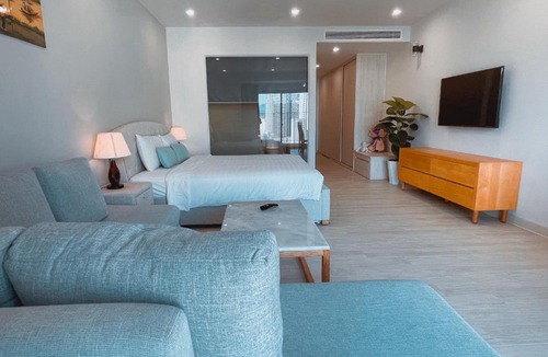 Tran Phu Beach Apartment | HOLI Gold Coast Nha Trang