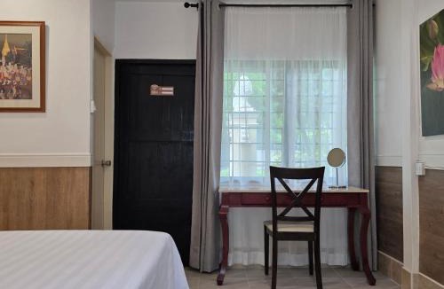 Karon House | Holiday Village And Natural Garden Resort