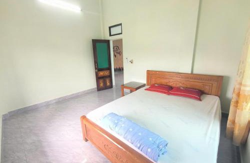 Le Thuy House | HomeStay Ông Vinh