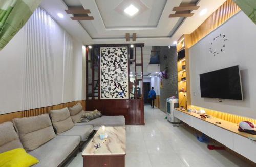 Lien Chieu Apartment | Homestay- căn hộ Hoà Minh sát biển