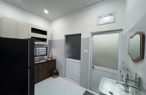 Ninh Hoa Hotel | Homestay Hừng Đông Dốc Lết