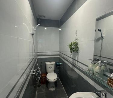 Vinh Hy Hotel | Homestay Nhà Của Bắp