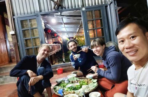 Van Chan Cabin | Homestay phố núi suối giàng